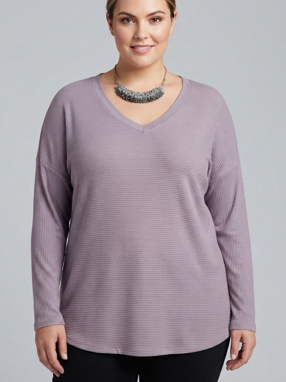 😍CLEARANCE - ELLEN TRACY Lilac V-Neck Ribbed Sweater XL